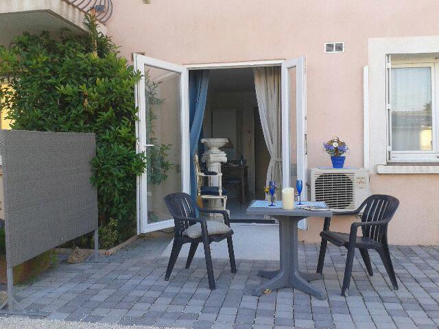 Atrium Augusta Bed & Breakfast Frejus Exterior photo